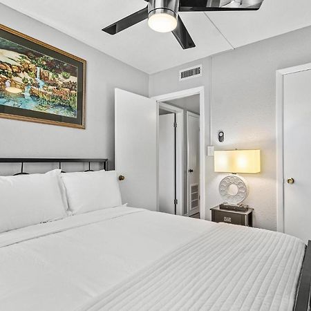 Sunset Beach Suites St. Pete Beach Esterno foto