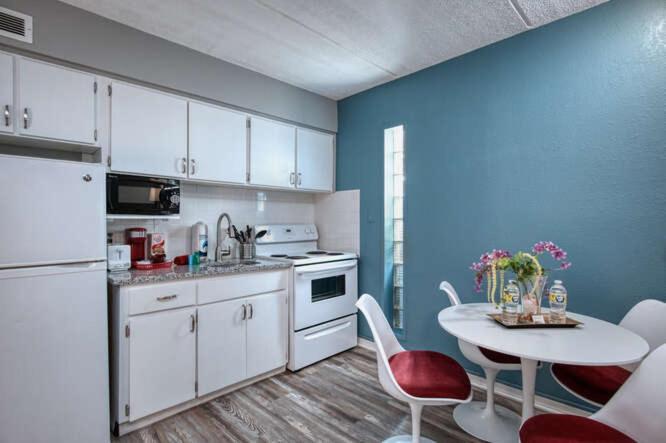 Sunset Beach Suites St. Pete Beach Esterno foto