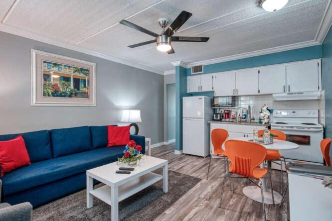 Sunset Beach Suites St. Pete Beach Esterno foto