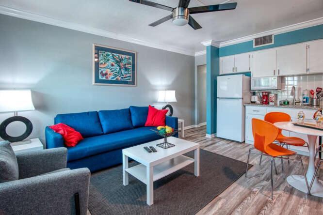 Sunset Beach Suites St. Pete Beach Esterno foto