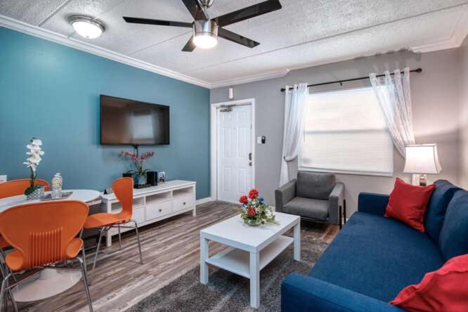 Sunset Beach Suites St. Pete Beach Esterno foto