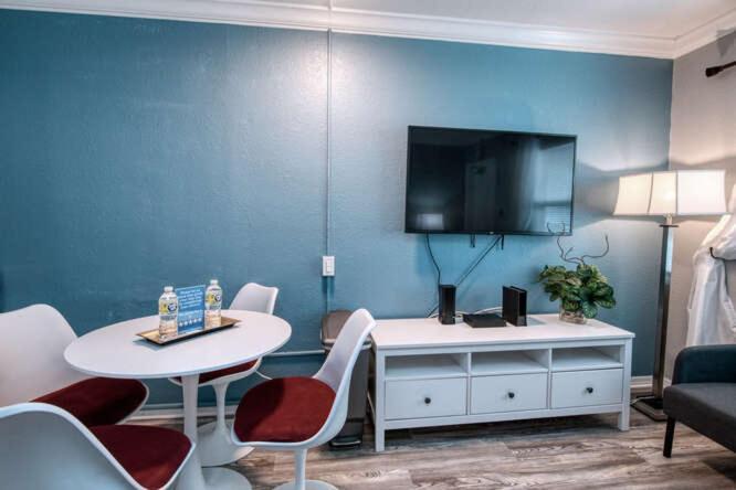 Sunset Beach Suites St. Pete Beach Esterno foto